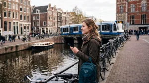 Tourist using an eSIM as the best way to get internet while travelling in the Netherlands