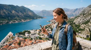 Traveler using a travel eSIM successfully in Montenegro