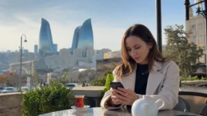 Digital nomad working online with Azerbaijan mobile data