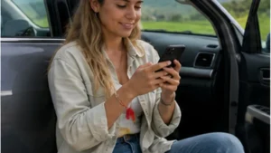 Using an El Salvador eSIM with a Rental Car