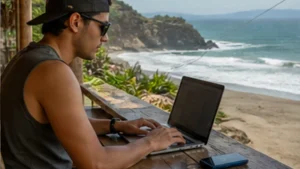 Traveller using a smartphone in El Salvador while researching can you use a hotspot with an el salvador esim?