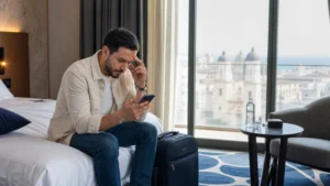 Traveller troubleshooting an eSIM connection in Algeria