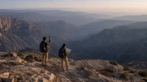Traveller using a smartphone in Jordan for mobile internet in remote jordan: coverage and safety guide
